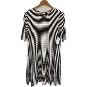 NWT Old Navy Swing Dress- Size L -Black and White Striped
